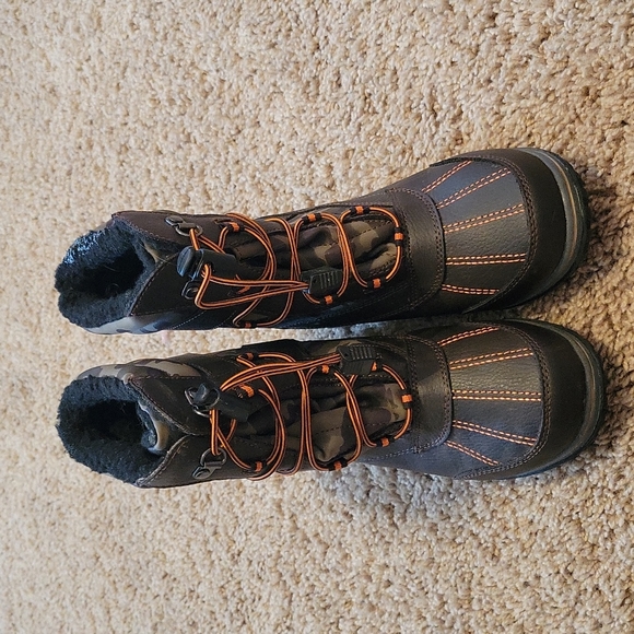 totes Other - Snow boots